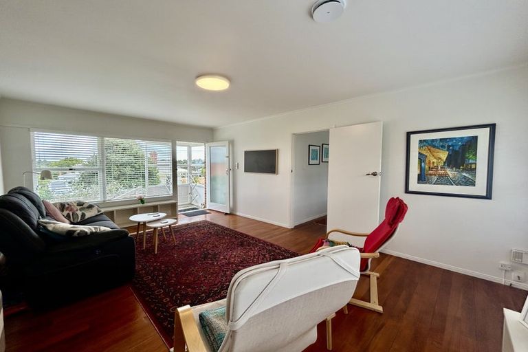 Photo of property in 1/15a Kawerau Avenue, Devonport, Auckland, 0624