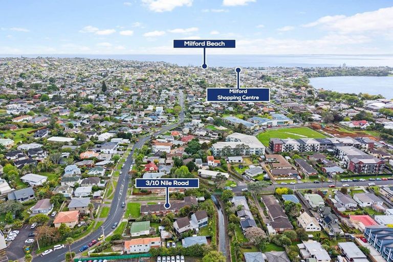 Photo of property in 3/10 Nile Road, Milford, Auckland, 0620