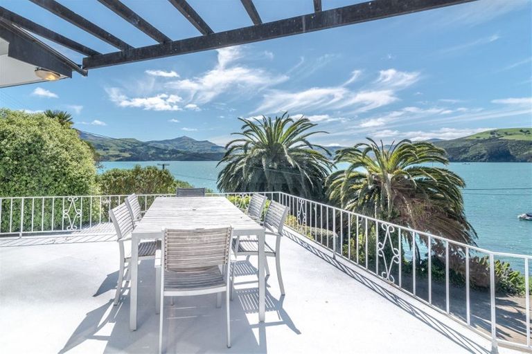Photo of property in 213 Beach Road, Akaroa, 7520