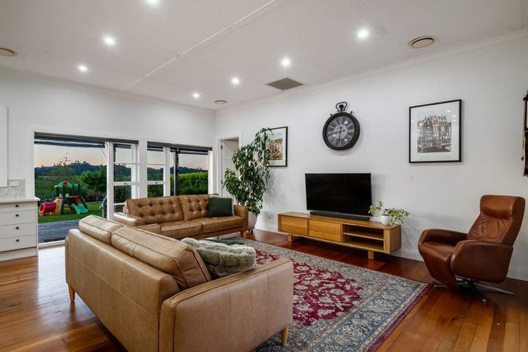 Photo of property in 44 Arone Way, Wainui, Silverdale, 0994
