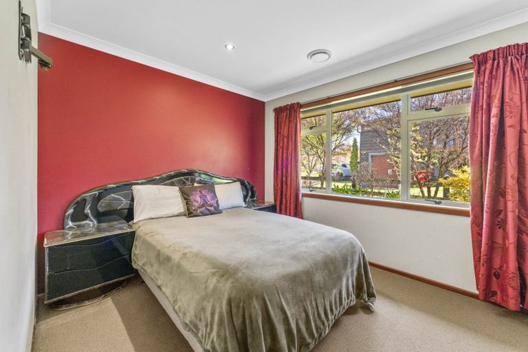 Photo of property in 1 Warren Fisher Grove, Rangatira Park, Taupo, 3330