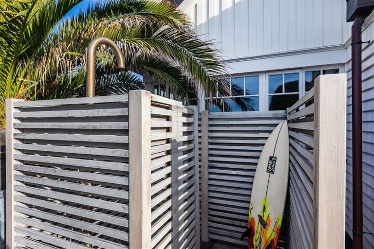 Photo of property in 106 Esplanade, Sumner, Christchurch, 8081