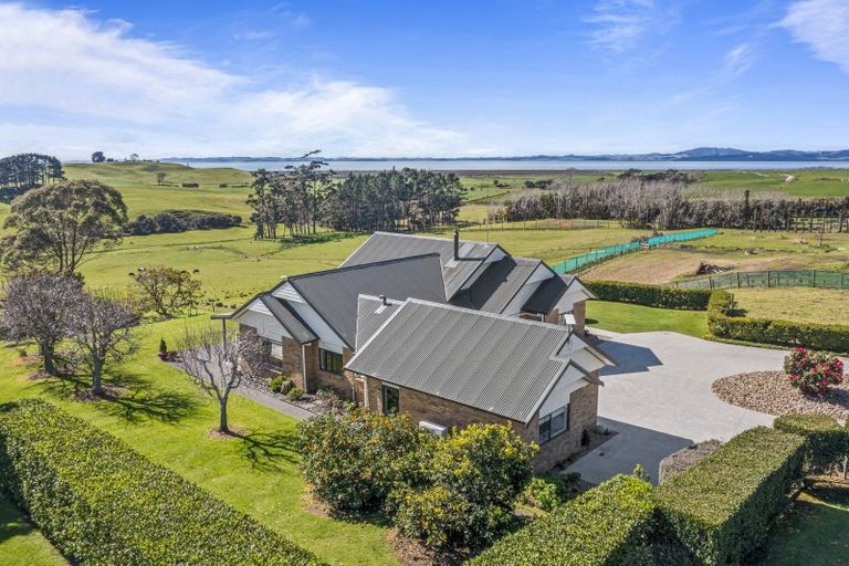 Photo of property in 105 Mairetahi Road, South Head, Helensville, 0874