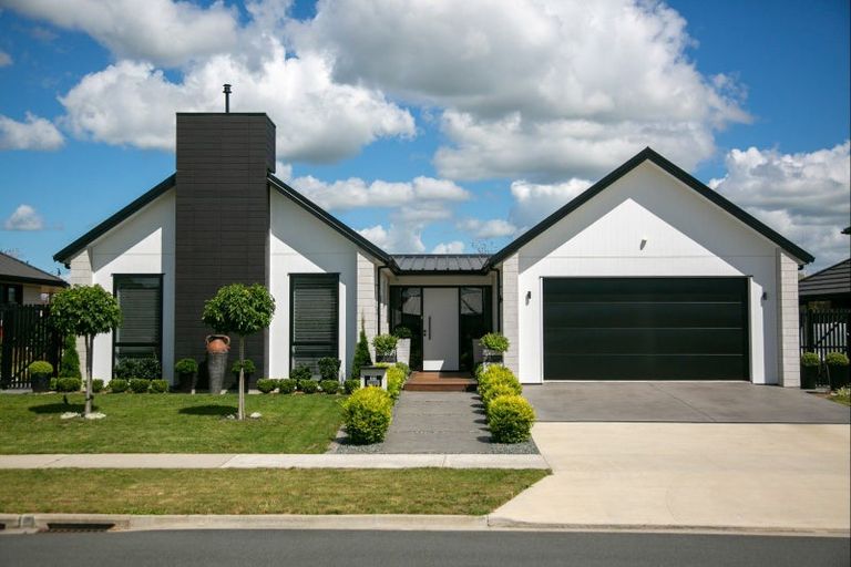 Photo of property in 33 William Paul Street, Cambridge, 3434