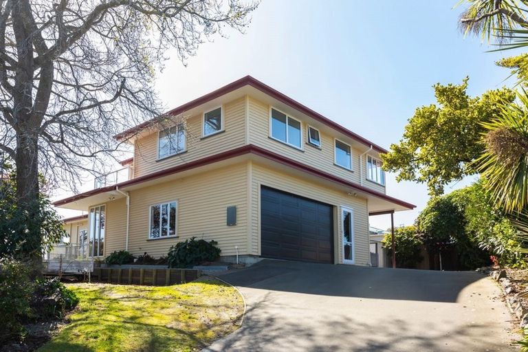 Photo of property in 249 Fifield Terrace, Opawa, Christchurch, 8023