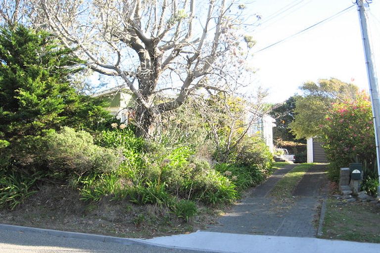 Photo of property in 17 Hillcrest Road, Raumati South, Paraparaumu, 5032