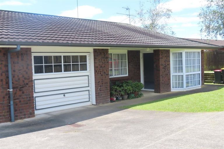 Photo of property in 2/31 Eastridge Court, Northpark, Auckland, 2013