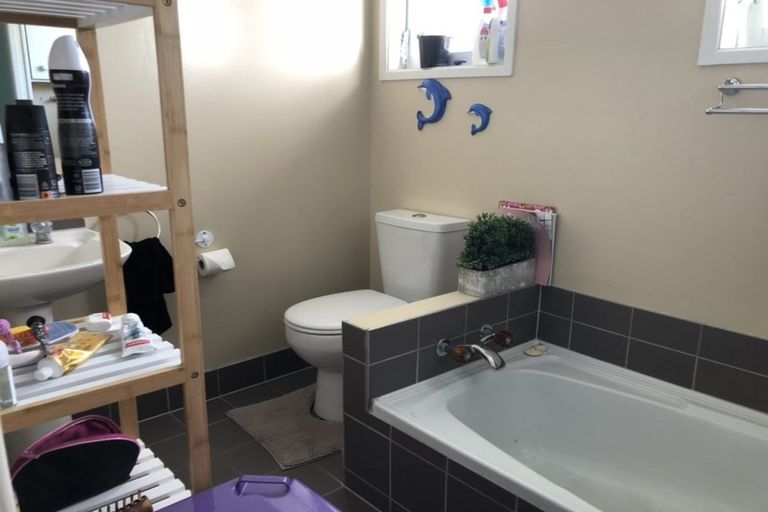 Photo of property in 14 Edgar Pearce Place, Howick, Auckland, 2014