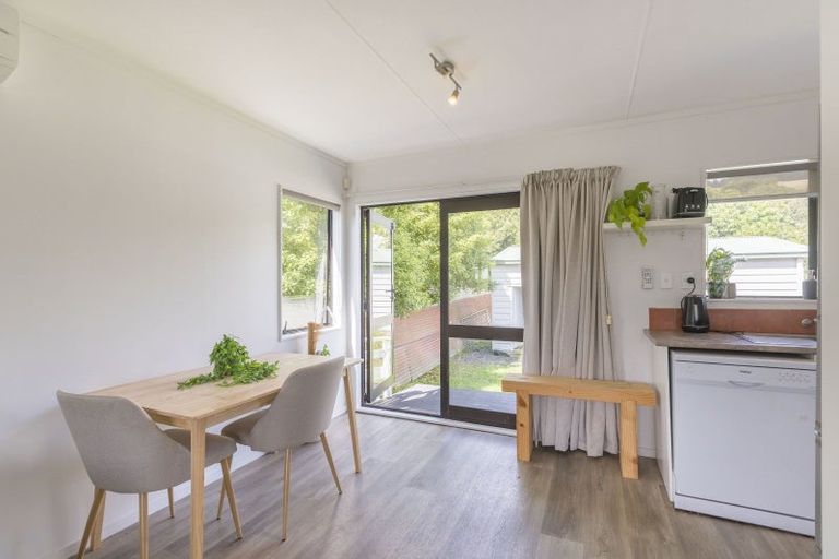 Photo of property in 53b Leinster Avenue, Raumati South, Paraparaumu, 5032