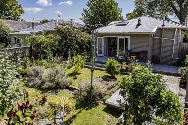 Photo of property in 24 Swanns Road, Richmond, Christchurch, 8013