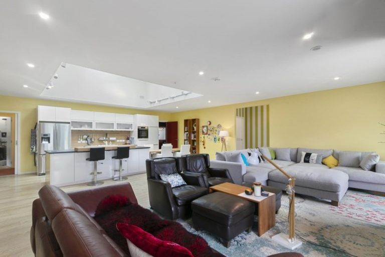 Photo of property in 55 Ruthven Road, Wainuiomata, Lower Hutt, 5014