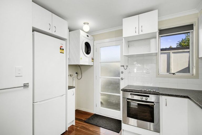 Photo of property in 2/16a Ranfurly Street, Trentham, Upper Hutt, 5018