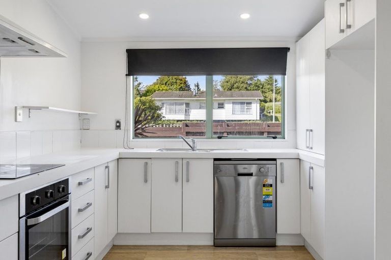 Photo of property in 15 Kiddle Drive, Hilltop, Taupo, 3330