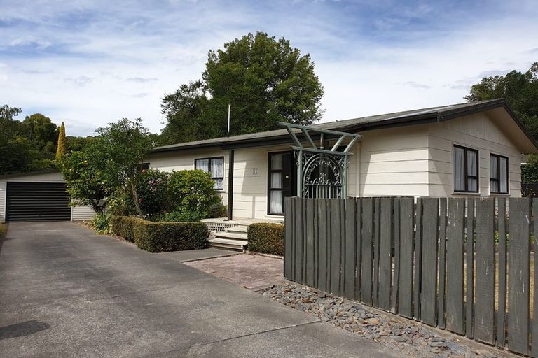 Photo of property in 15 Von Dadelszen Place, Havelock North, 4130
