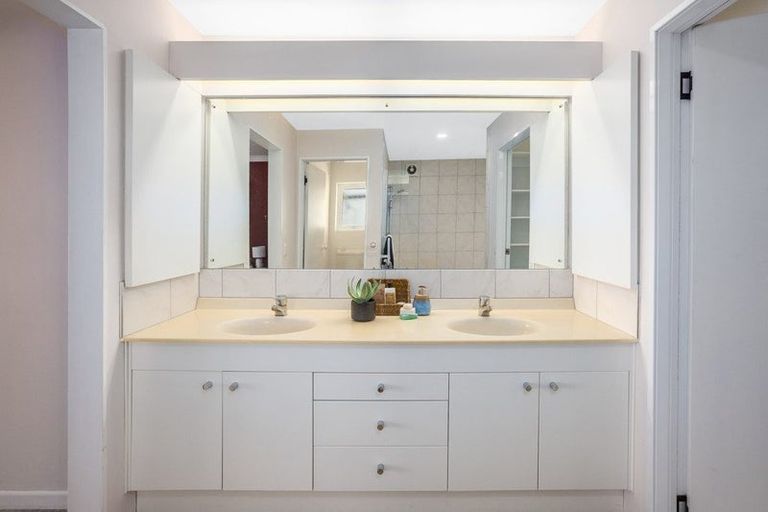 Photo of property in 34 Rosetta Road, Raumati South, Paraparaumu, 5032