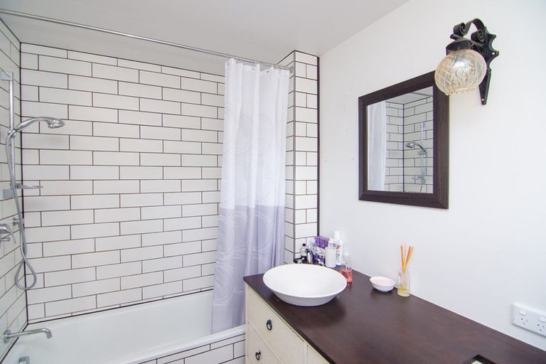 Photo of property in 77 Brooklyn Road, Carterton, 5713