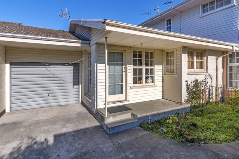 Photo of property in 3/11 Division Street, Riccarton, Christchurch, 8041