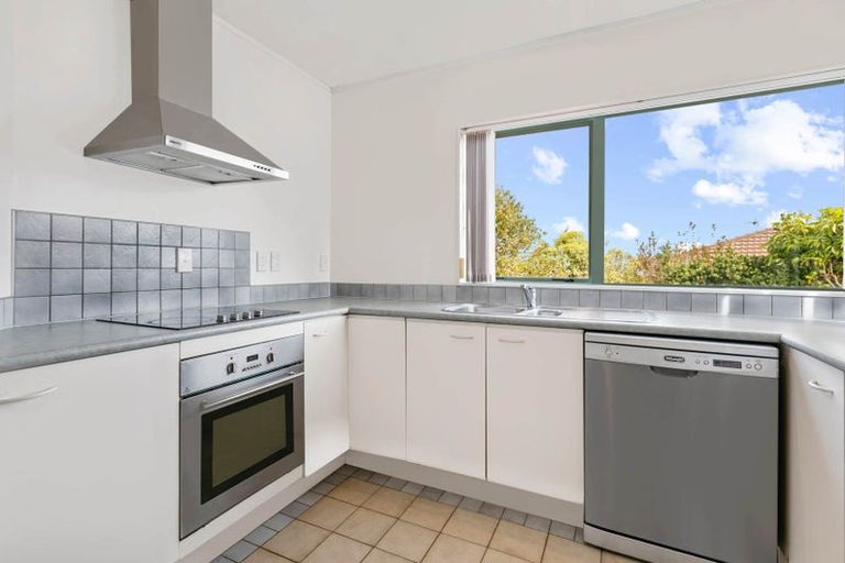 Photo of property in 678 Te Atatu Road, Te Atatu Peninsula, Auckland, 0610