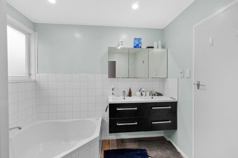 Photo of property in 9 Wychwood Crescent, Springfield, Rotorua, 3015