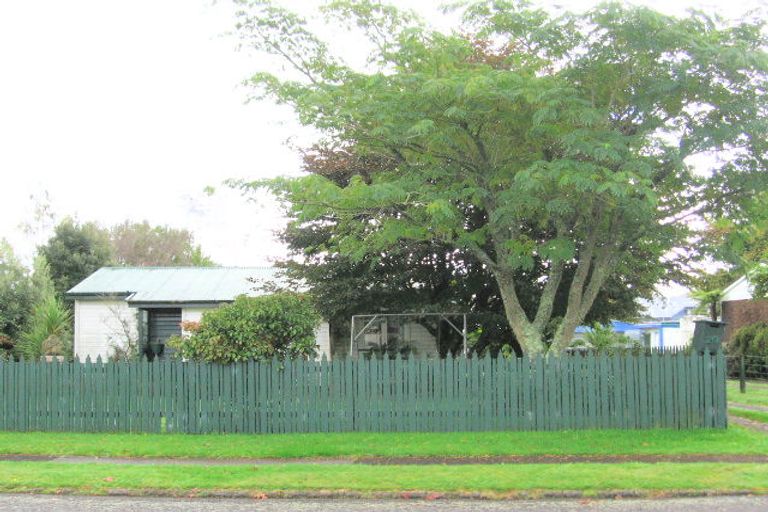 Photo of property in 20 Tay Street, Tokoroa, 3420
