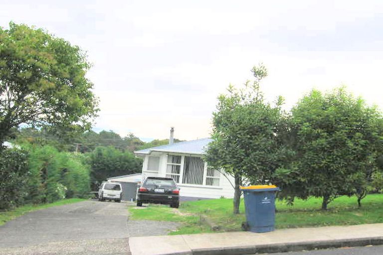 Photo of property in 1 Tagor Street, Glen Eden, Auckland, 0602