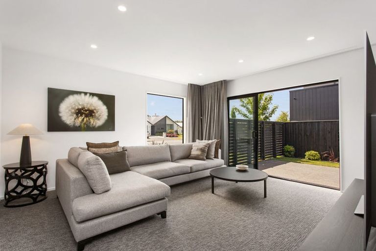 Photo of property in 21 Walter Case Drive, Harewood, Christchurch, 8051