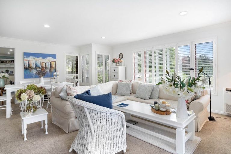 Photo of property in 39 Reading Street, Greytown, 5712