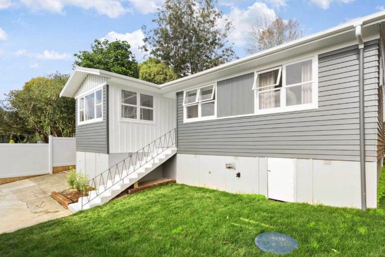 Photo of property in 75a Vandeleur Avenue, Birkdale, Auckland, 0626