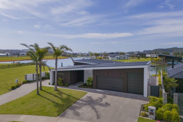 Photo of property in 11 Awatea Drive, Whitianga, 3510
