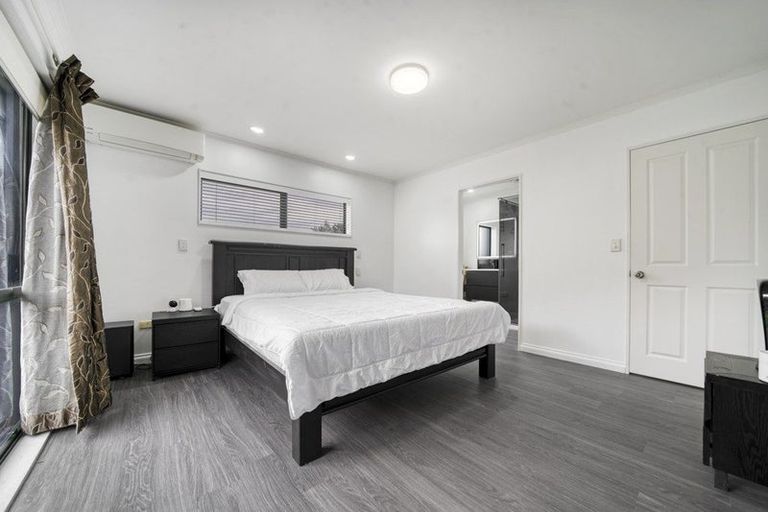 Photo of property in 20 Gairloch Place, Wattle Downs, Auckland, 2103