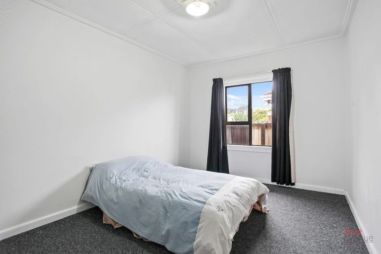 Photo of property in 16 Kerrs Road, Linwood, Christchurch, 8062