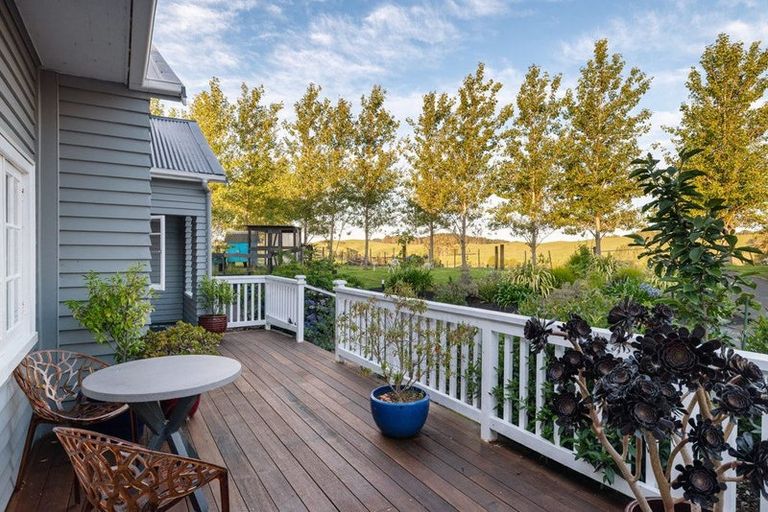 Photo of property in 44 Arone Way, Wainui, Silverdale, 0994