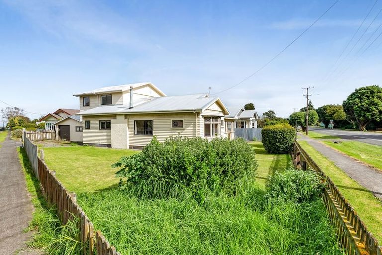 Photo of property in 117 Weraroa Road, Waverley, 4510