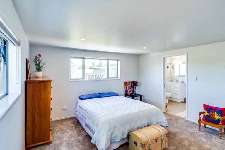 Photo of property in 64 Moteo Pa Road, Puketapu, Napier, 4183