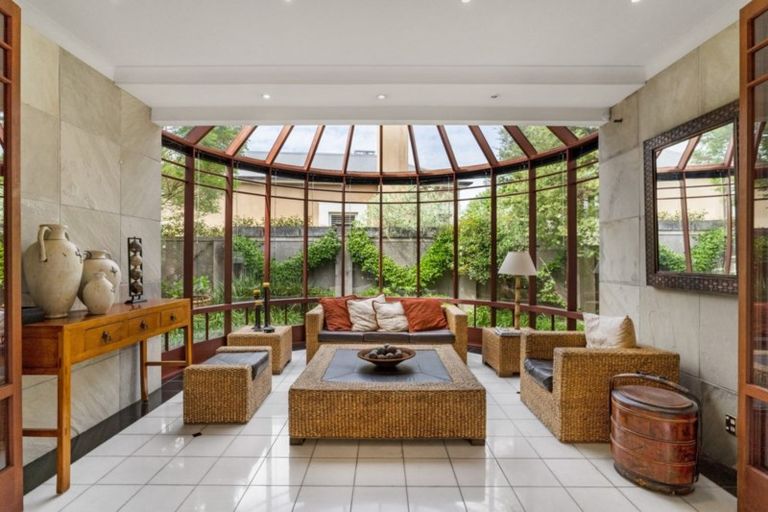 Photo of property in 79 Shore Road, Remuera, Auckland, 1050