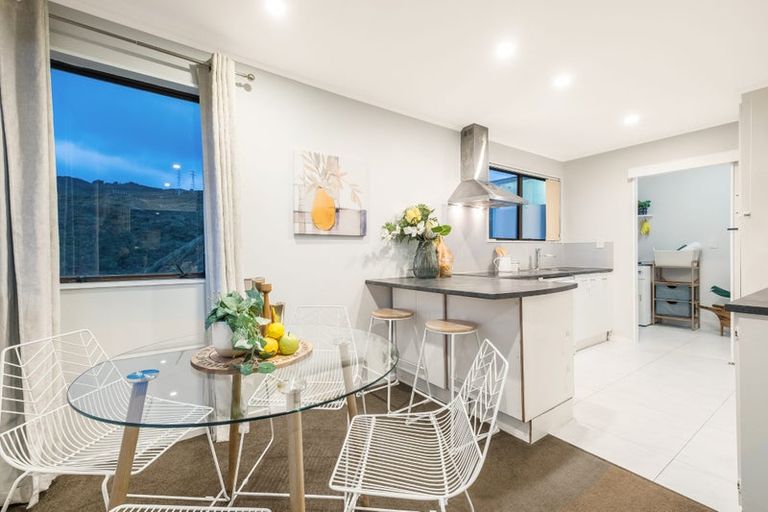 Photo of property in 31 Nassau Avenue, Grenada North, Wellington, 5028