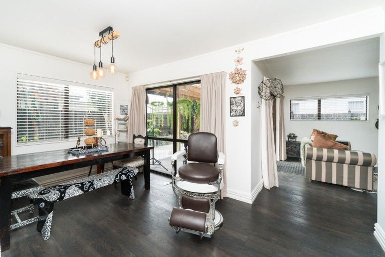 Photo of property in 19 Dahlia Street, Palmerston North, 4410