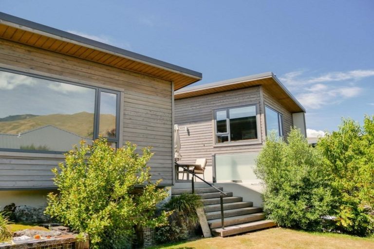 Photo of property in 187 Stone Street, Wanaka, 9305