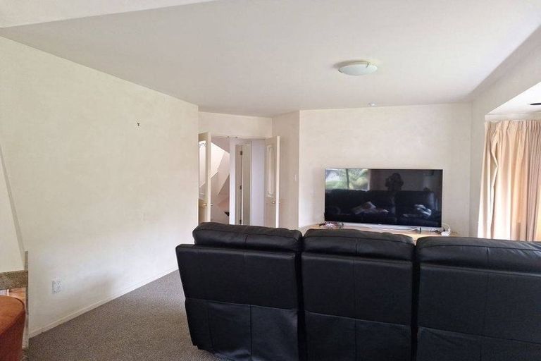 Photo of property in 166a Mellons Road, Mellons Bay, Auckland, 2014