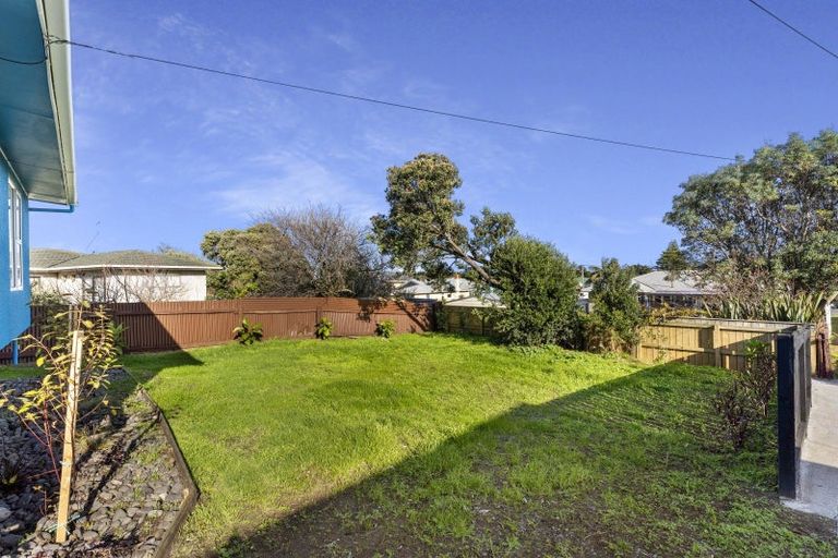 Photo of property in 24 Aotea Street, Castlecliff, Whanganui, 4501