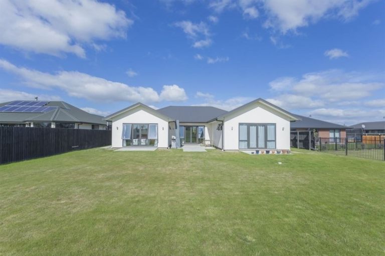 Photo of property in 35 Seymour Drive, Rolleston, 7614