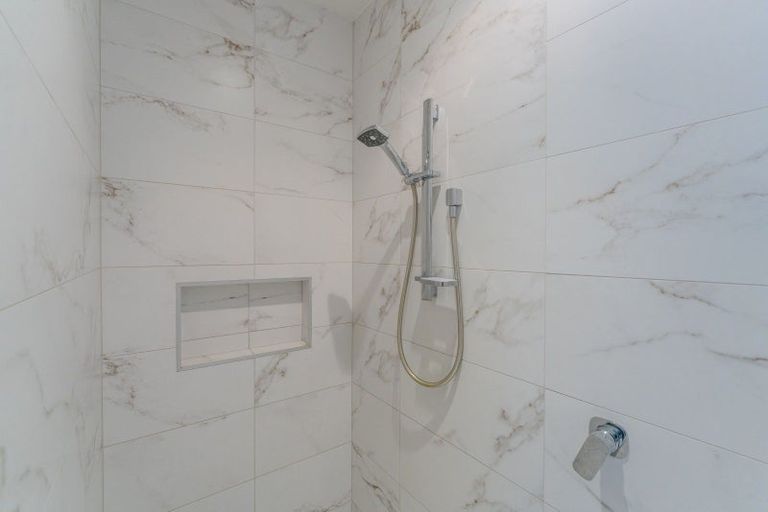 Photo of property in 19 Lacebark Drive, Kinloch, Taupo, 3377