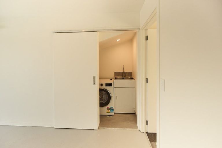 Photo of property in 14 Te Puketoka Lane, Mangere, Auckland, 2022