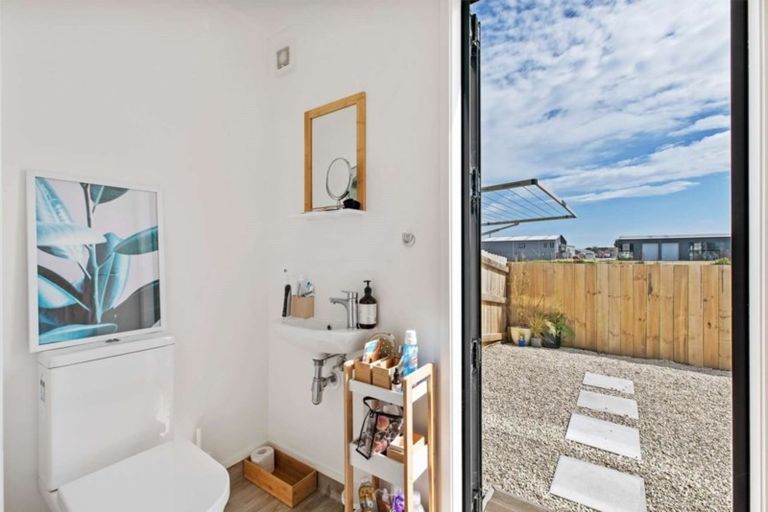 Photo of property in 8/22 Ashley Place, Papamoa Beach, Papamoa, 3118