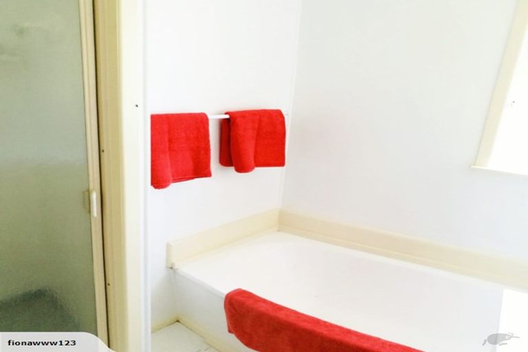 Photo of property in 2/45 Deep Creek Road, Waiake, Auckland, 0630