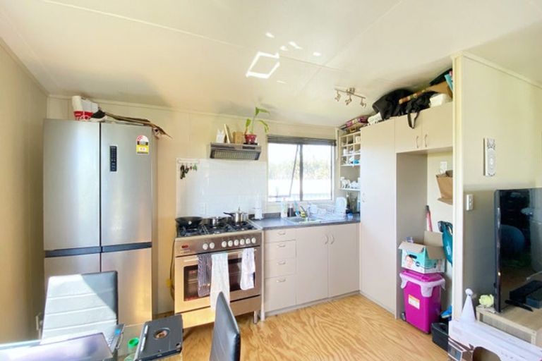 Photo of property in 9 Kiekie Road, Mangere Bridge, Auckland, 2022