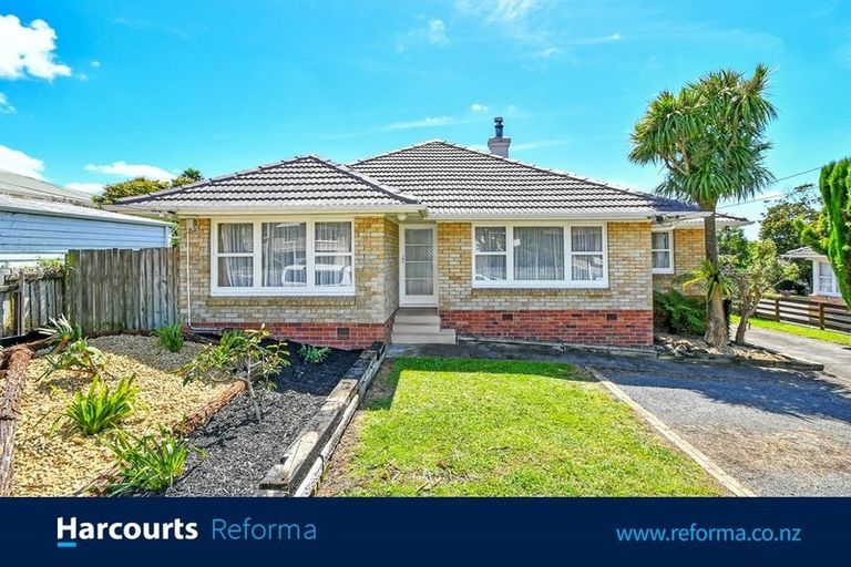 Photo of property in 8 Rembrandt Place, Opaheke, Papakura, 2113
