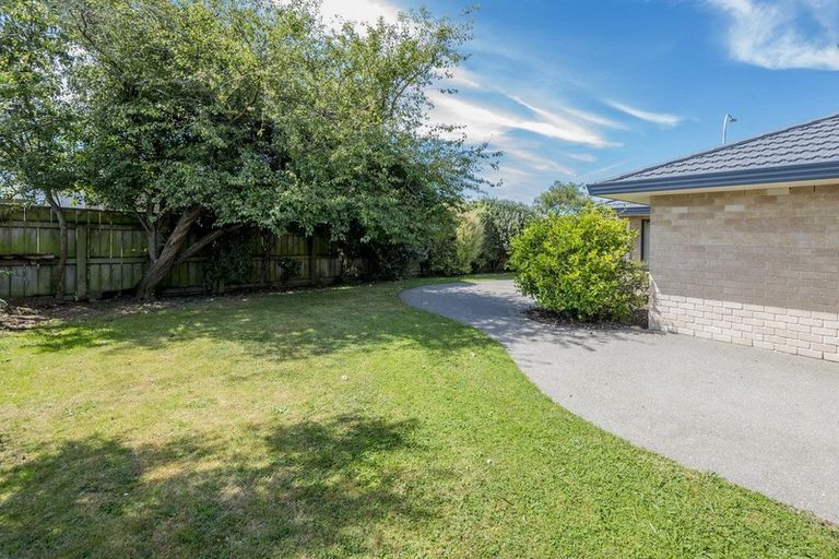 Photo of property in 67 Awatea Avenue, Paraparaumu, 5032