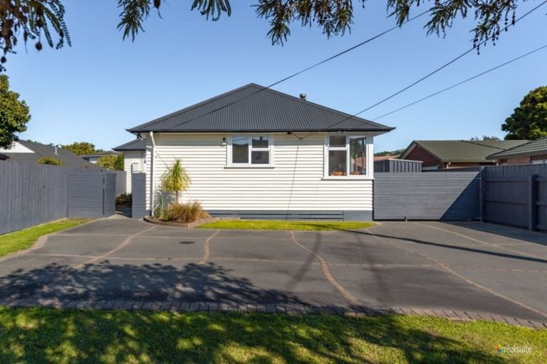 Photo of property in 2a Mcbain Grove, Avalon, Lower Hutt, 5011