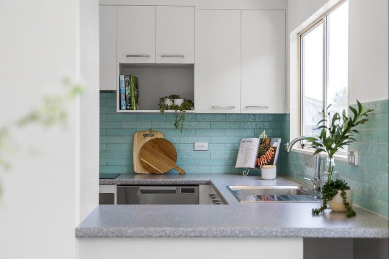 Photo of property in 62 Dalton Drive, Papamoa Beach, Papamoa, 3118